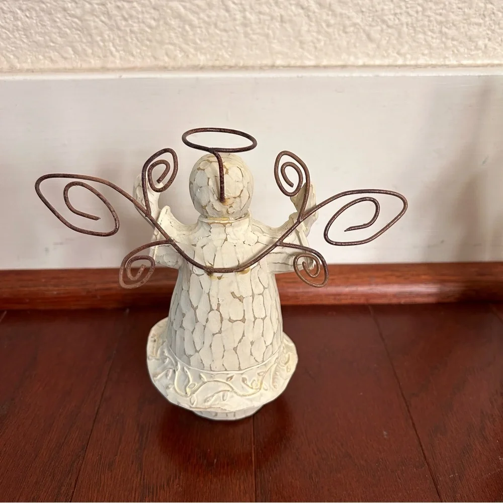 Flurryville Living Quarters Snow Family Nativity Creche, Christmas